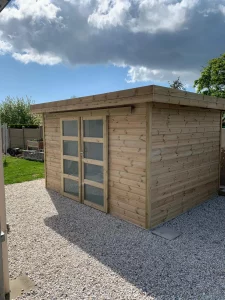 Abris de jardin en bois avec portes coulissantes